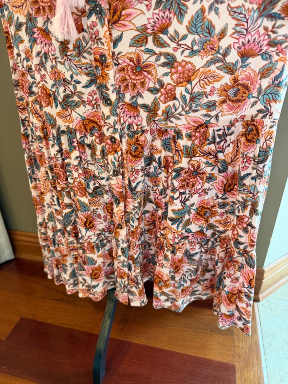 Indigo Rose Pink Floral Maxi Dress Button Down Tiered, V-neck, Size Medium - Picture 9 of 14